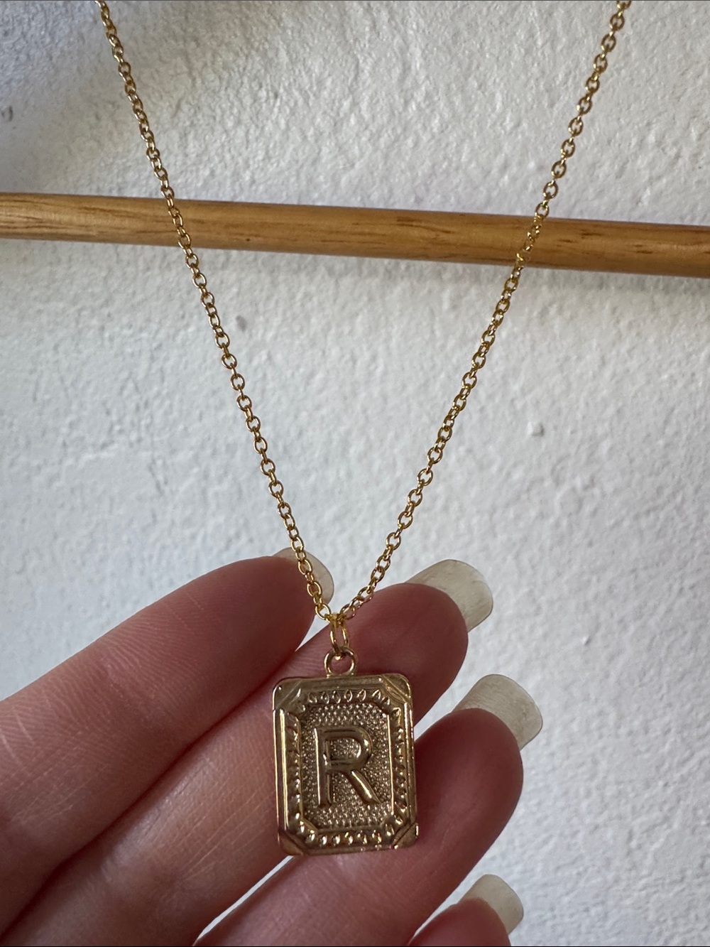 Gold Tone Letter R Necklace